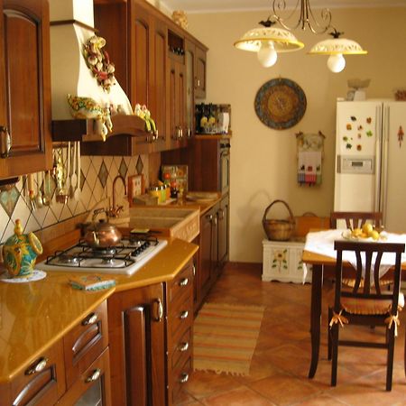 B&B Villa Liliya Fiumefreddo di Sicilia Exterior foto